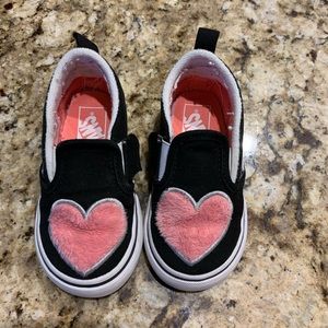 VANS for toddler SIZE 6. Barely worn!